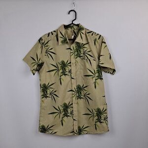 True Rock Mens S/S Shirt NWOT